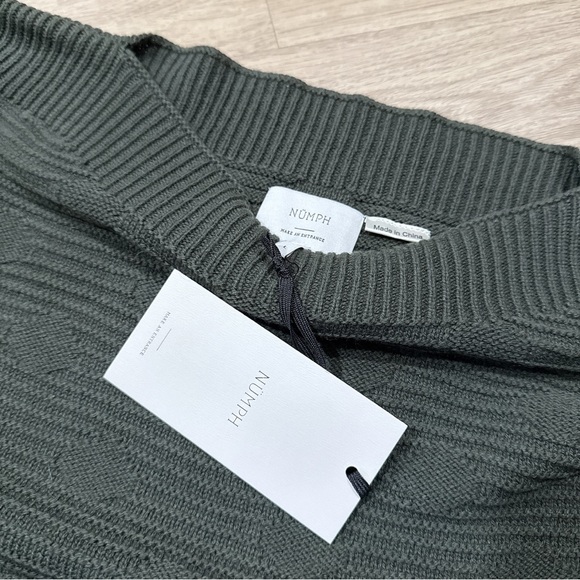 Numph Olive Green Women's Sweater nwt - Picture 3 of 4